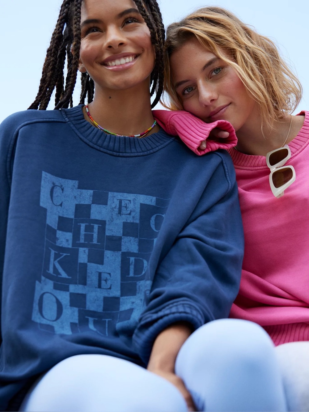 Aerie Women's Medium Checked Out Graphic Print Down-To-Earth Crew Sweatshirt